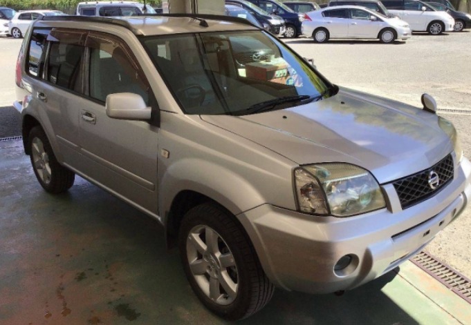 2005 NISSAN X-TRAIL